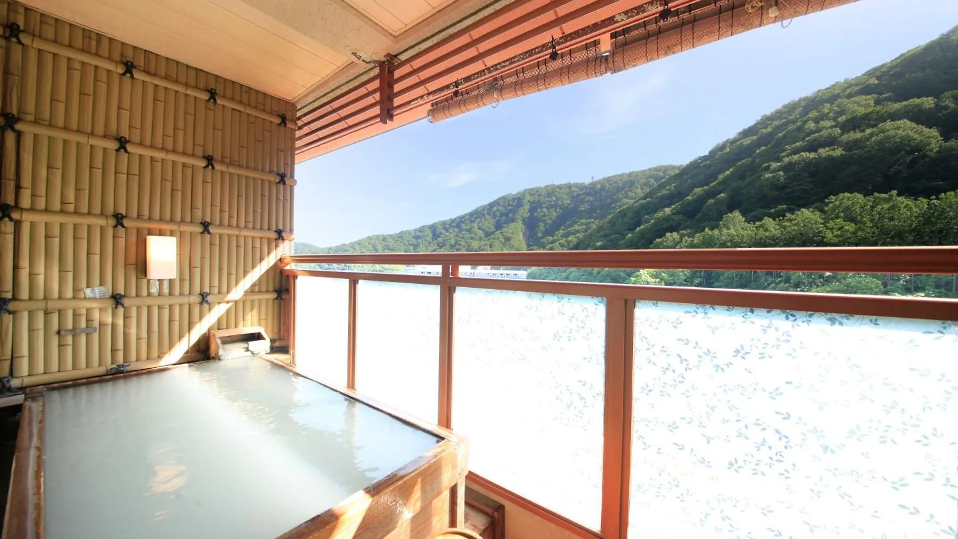 Ryokan Ryotei Hanayura Noboribetsu